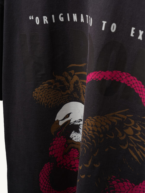 Snagle Oversized T Shirt – Graphic Close-Up | 240 GSM Cotton Terry